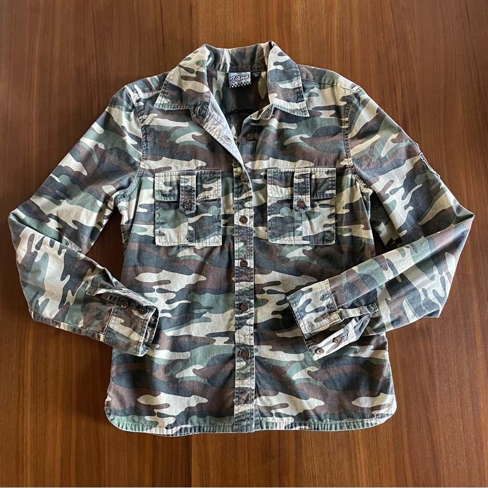 Vans Boy Youth Camouflage-Pattern Embroidered Skull Shirt Size M